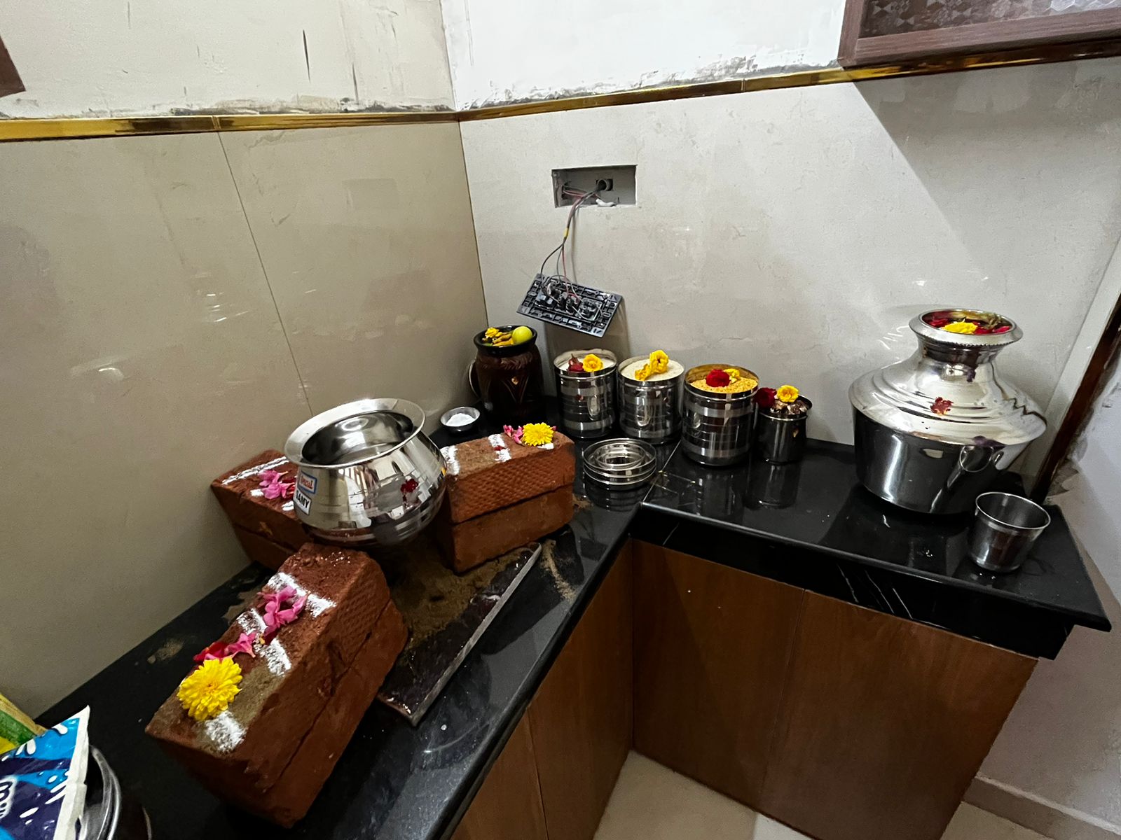Pooja 4th - Classic Ladies Hostel